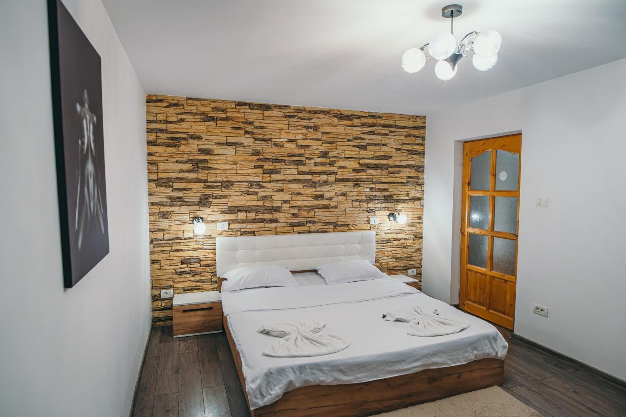 Insomnia Studio Drobeta Turnu Severin Luaran gambar