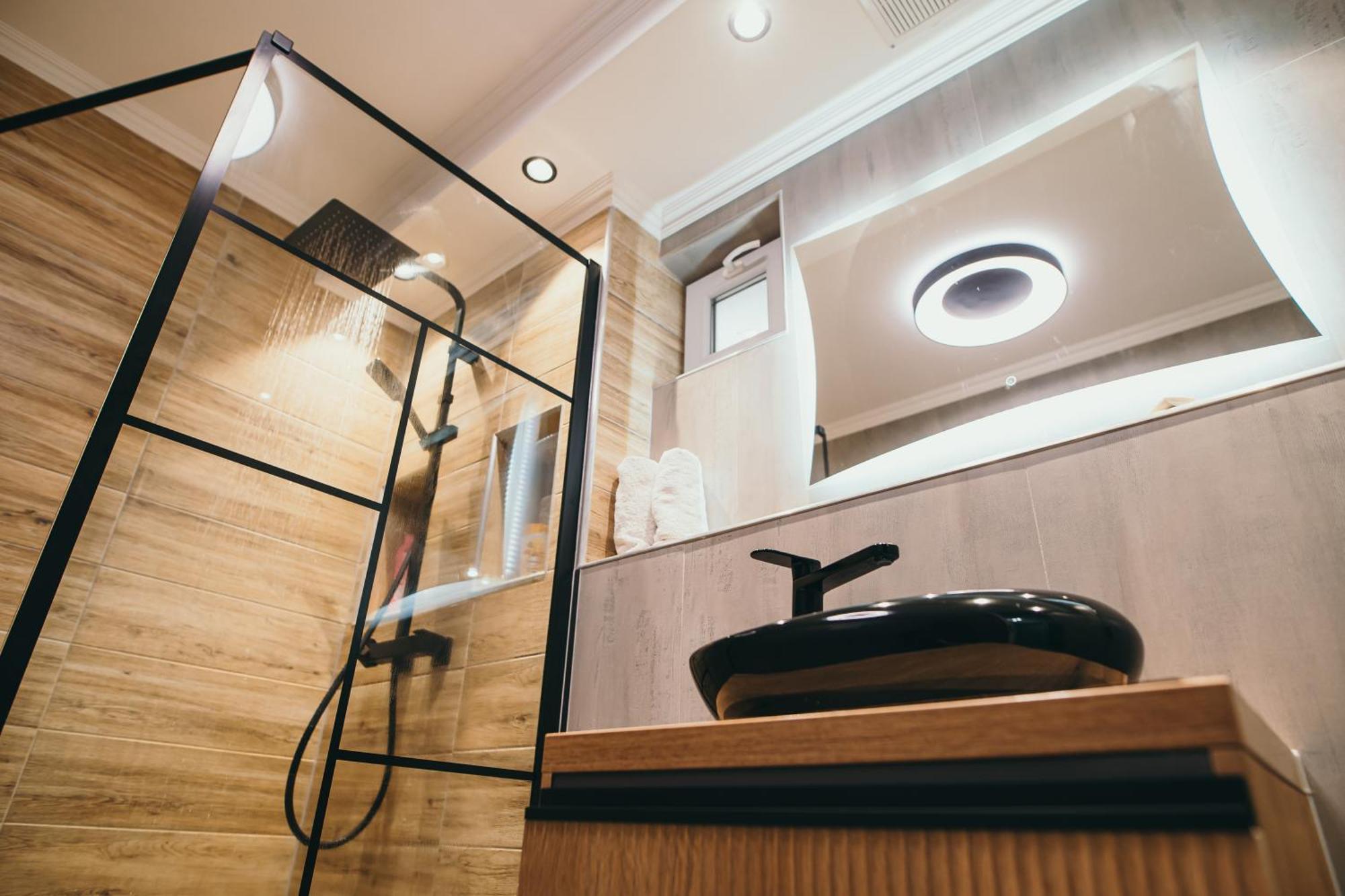 Insomnia Studio Drobeta Turnu Severin Luaran gambar