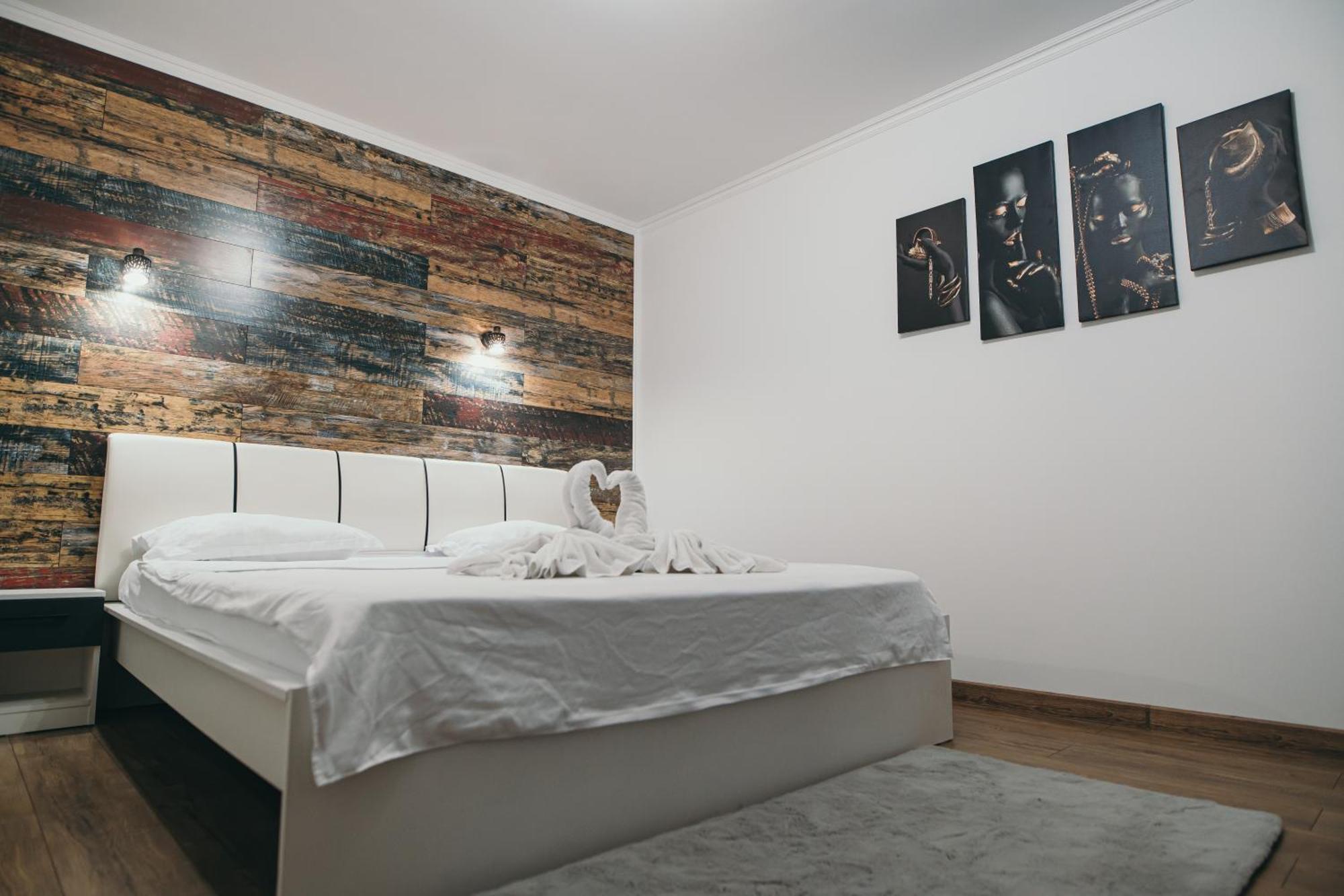 Insomnia Studio Drobeta Turnu Severin Luaran gambar