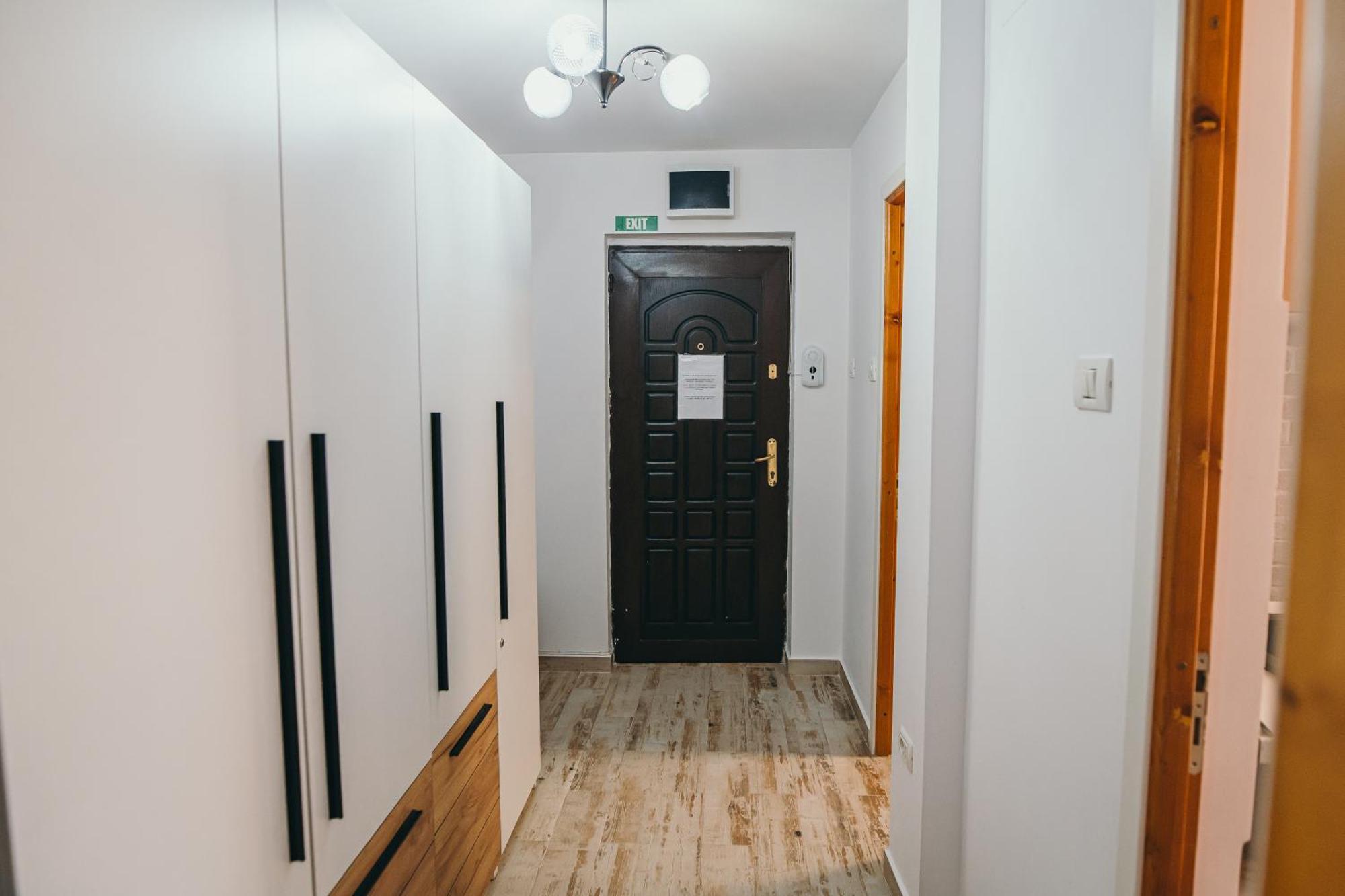 Insomnia Studio Drobeta Turnu Severin Luaran gambar